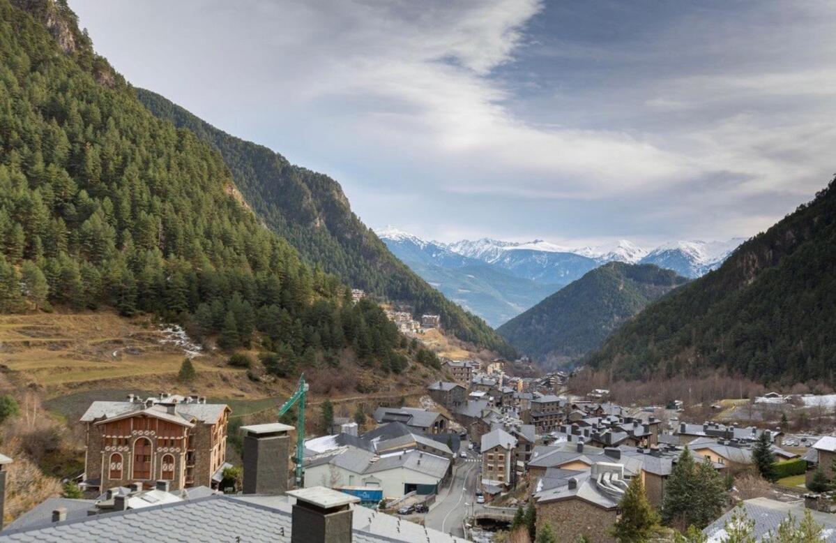 Apartamento Moderno El Bosque En Arinsal Eksteriør billede