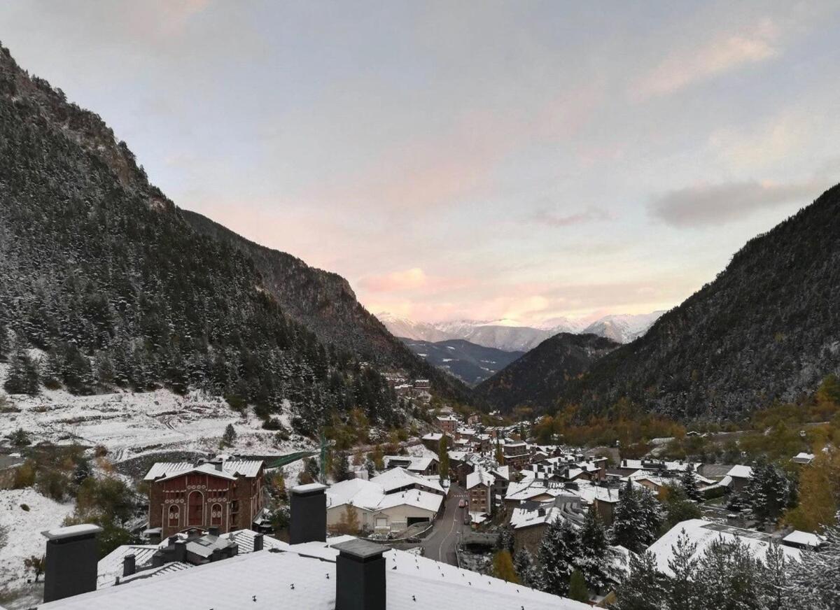 Apartamento Moderno El Bosque En Arinsal Eksteriør billede